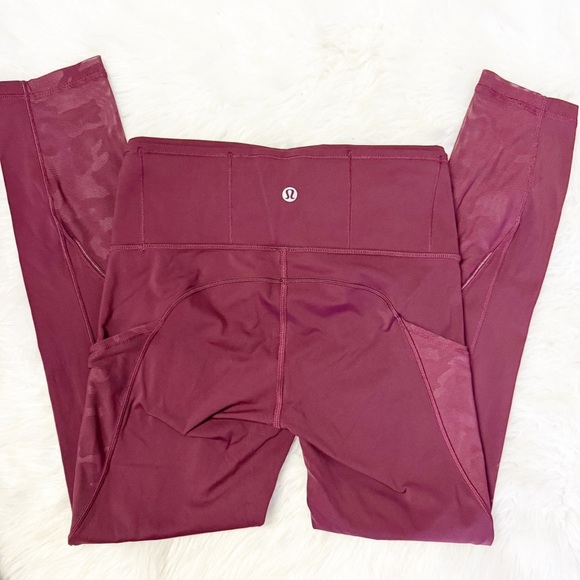 Lululemon Invigorate High-Rise Tight 25” – Burgundy Camo Mesh – Size 4 - Picture 2 of 6